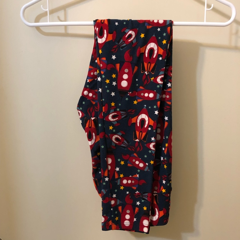 Lularoe Rocket Leggings (OS)